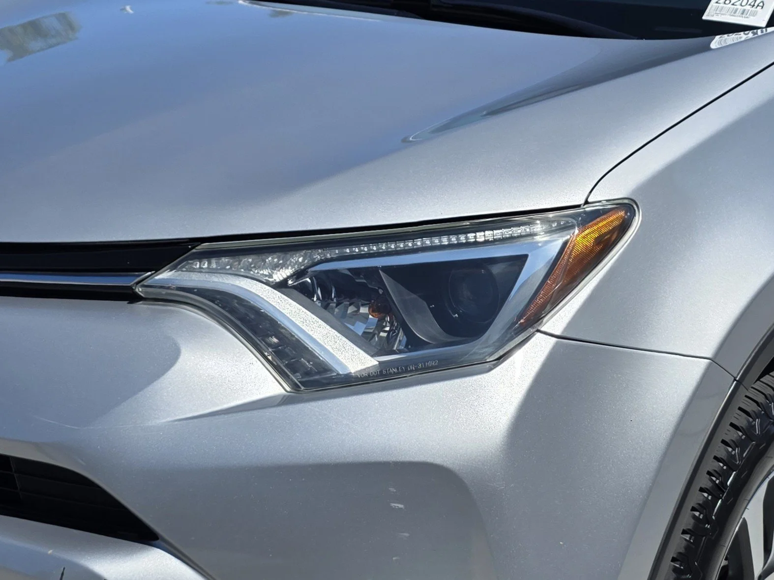 Used 2016 Silver Sky Metallic Toyota XLE image 8