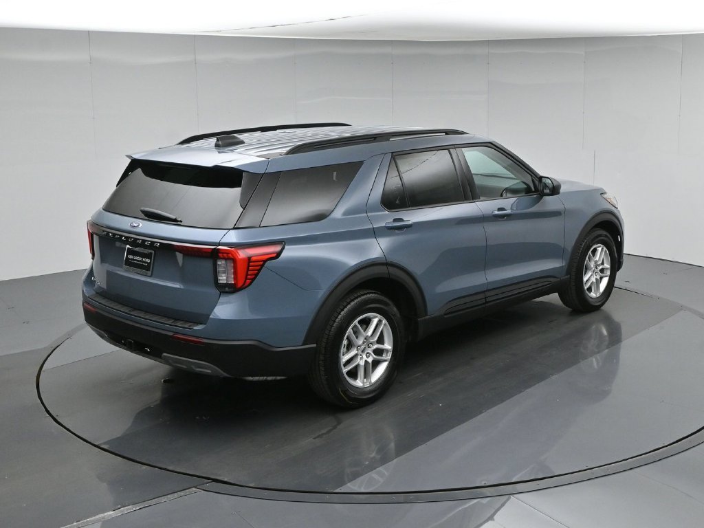 New 2026 Vapor Blue Metallic Ford Active image 37