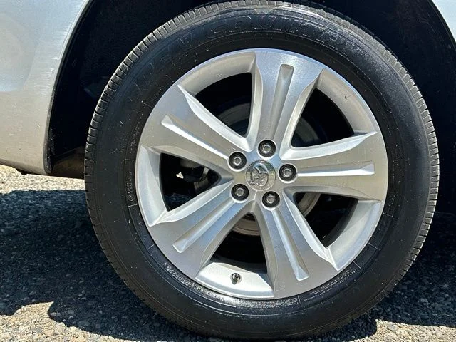 Used 2010 Classic Silver Metallic Toyota Limited image 24