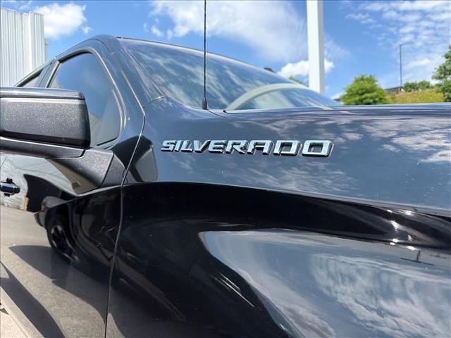 Used 2023 Black Chevrolet RST image 11