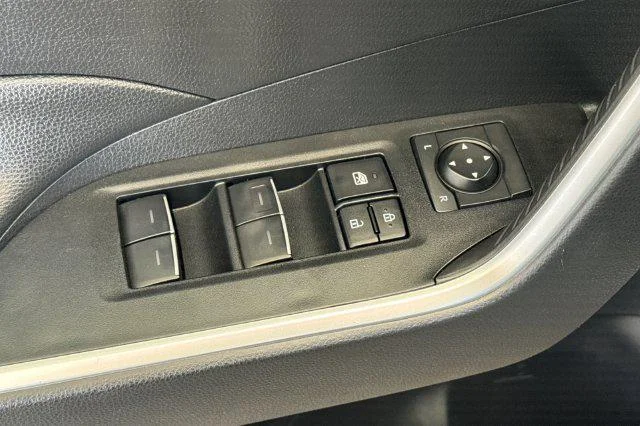 Certified Used 2025 SILVER SKY METALLIC Toyota  image 13
