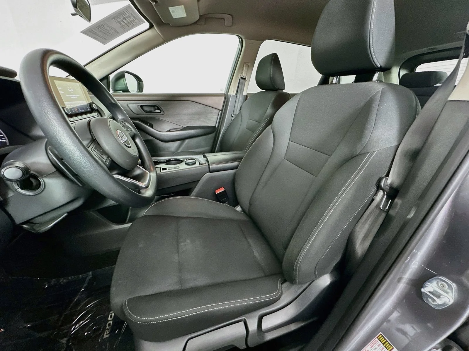 Used 2023 Gray Nissan S image 20