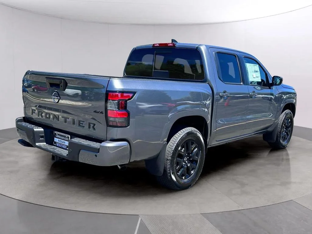 New 2026 Gun Metallic Nissan Crew Cab SV image 3