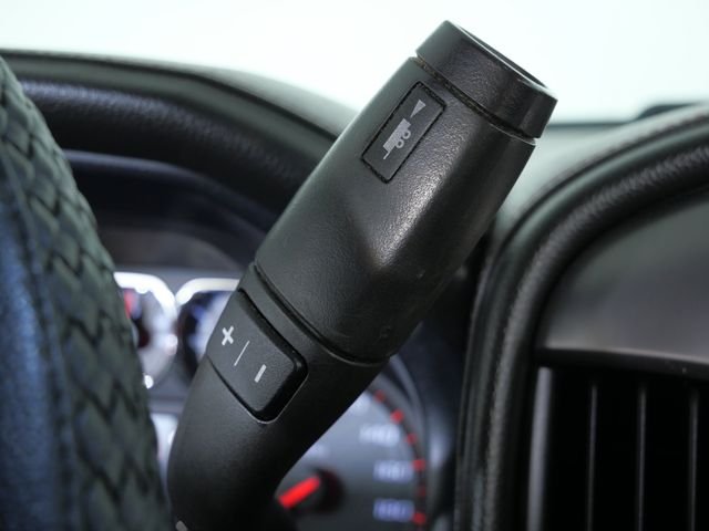 Used 2016 Black GMC SLT image 27