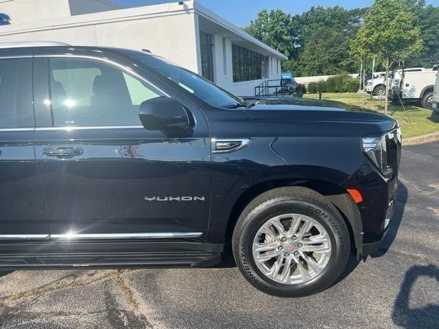Used 2023 Blue GMC SLT image 2