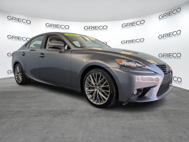 2016 Lexus IS