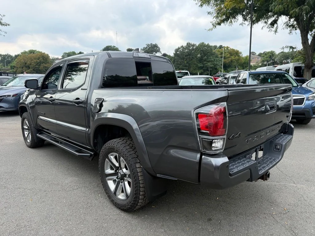 Used 2018 Magnetic Gray Metallic Toyota Limited image 10
