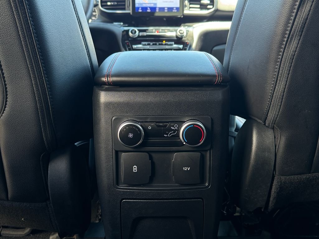 2023 Ford Explorer ST Line - Photo 16