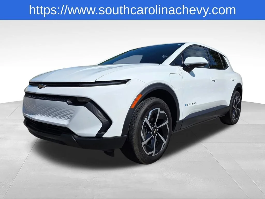 Used 2025 Summit White Chevrolet LT image 36