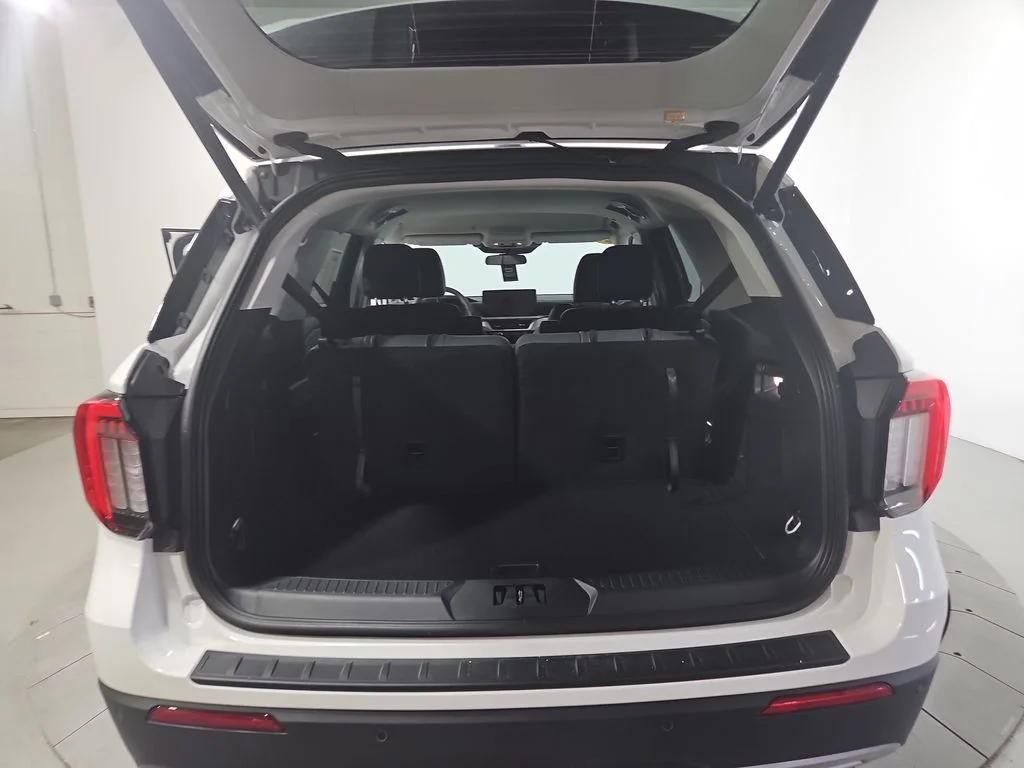 Used 2026 White Ford Active image 23