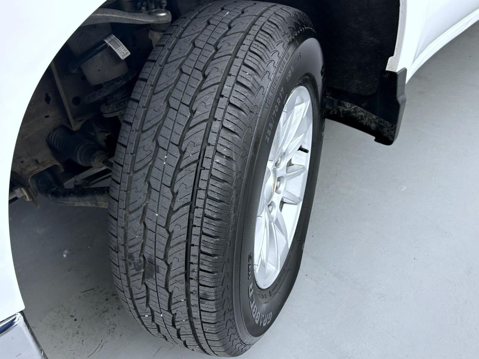 Used 2023 White Chevrolet LT image 24
