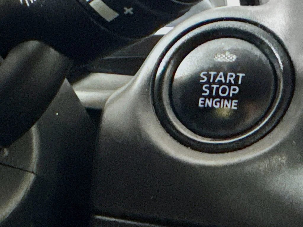 Used 2016 Blue Mazda i Sport image 18