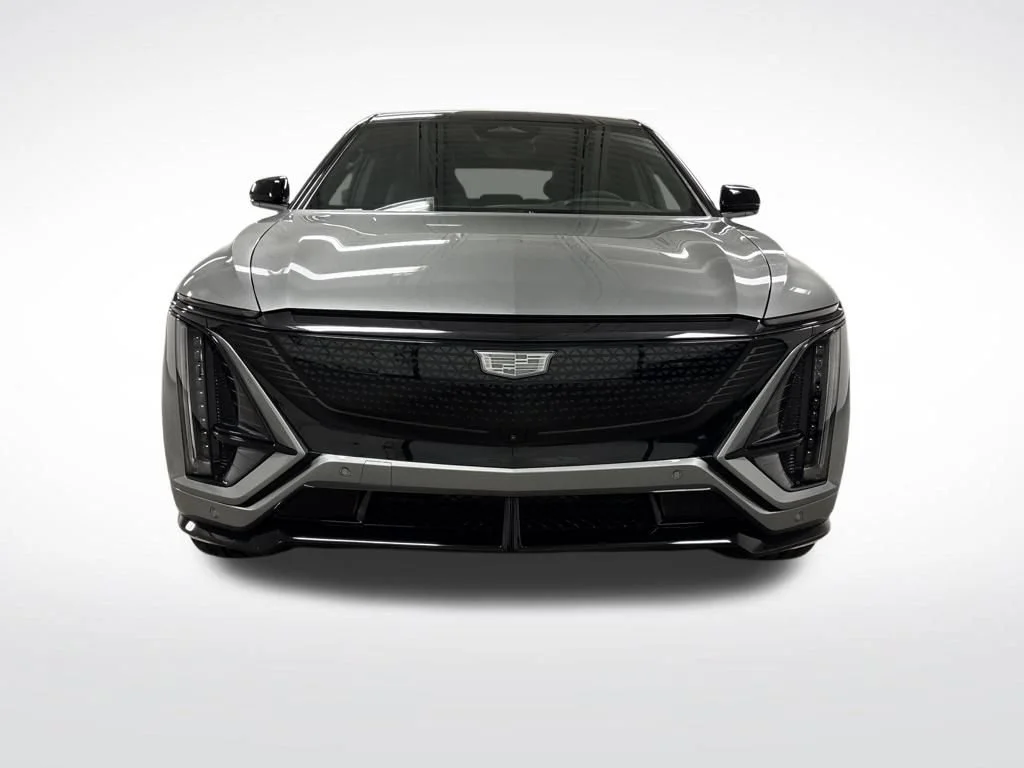 New 2026 Argent Silver Metallic Cadillac V-Series image 5