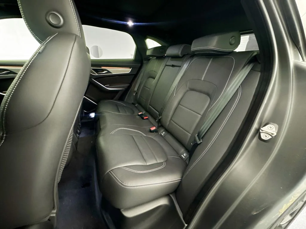 2026 Jaguar F-Pace R-Dynamic S - Photo 25