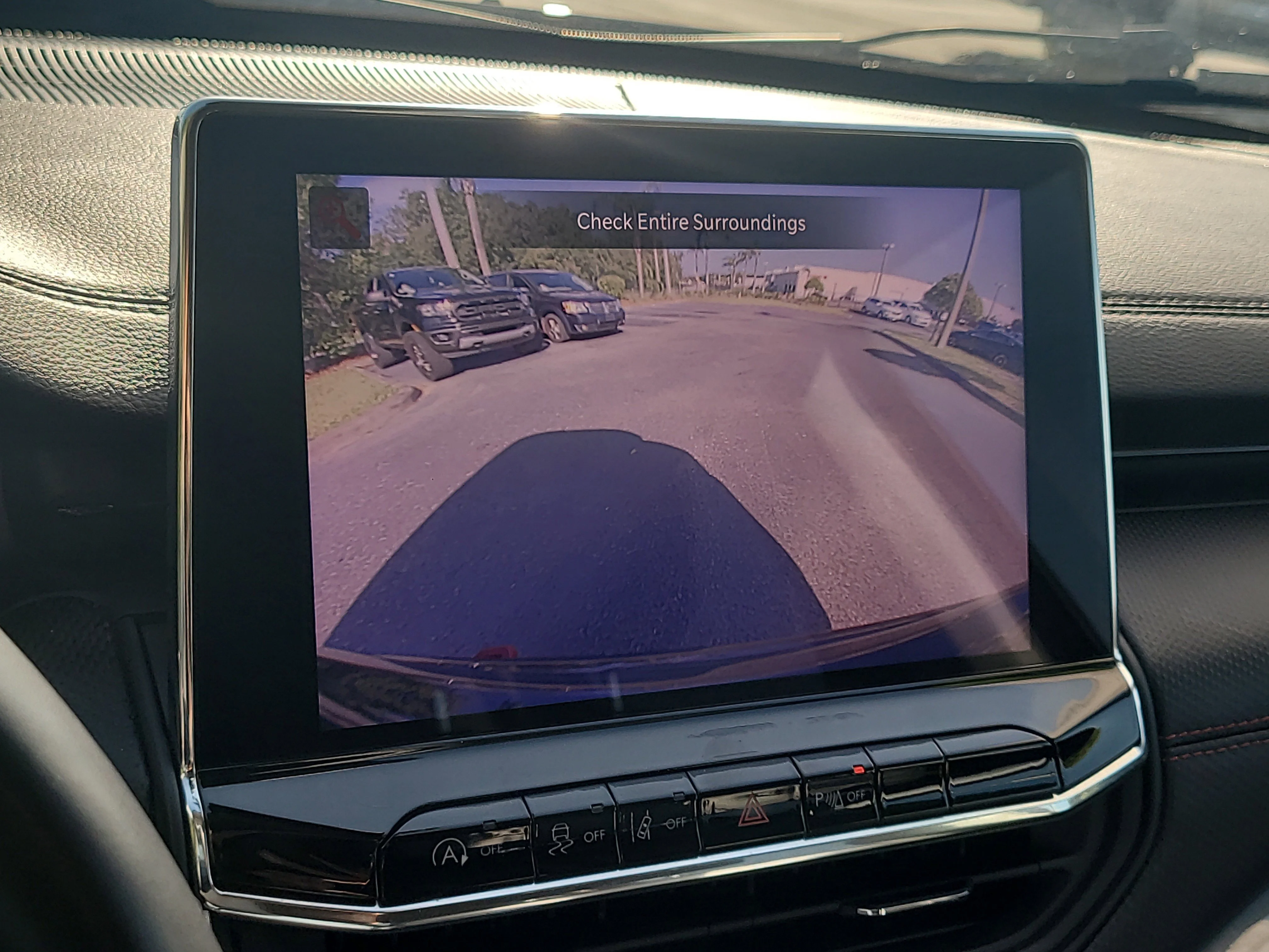 Used 2022 Diamond Black Crystal Pearlcoat Jeep Trailhawk image 25
