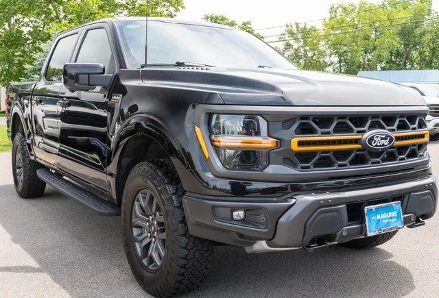Used 2025 Black Ford Tremor image 4