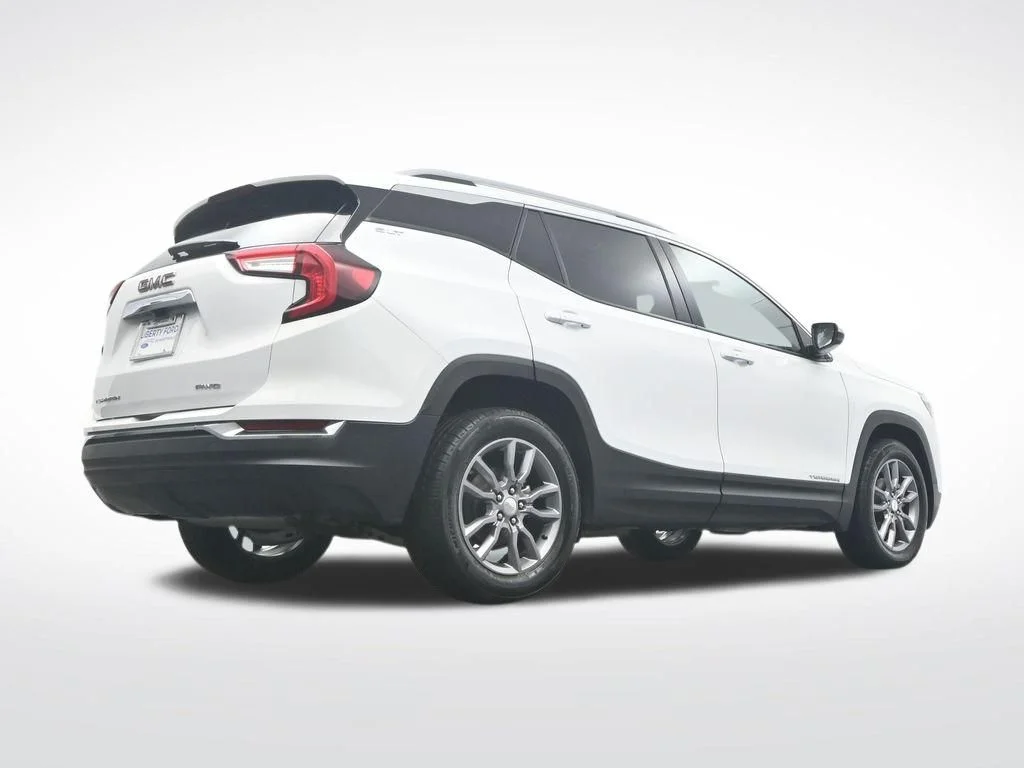 Certified Used 2024 Summit White GMC SLT image 36