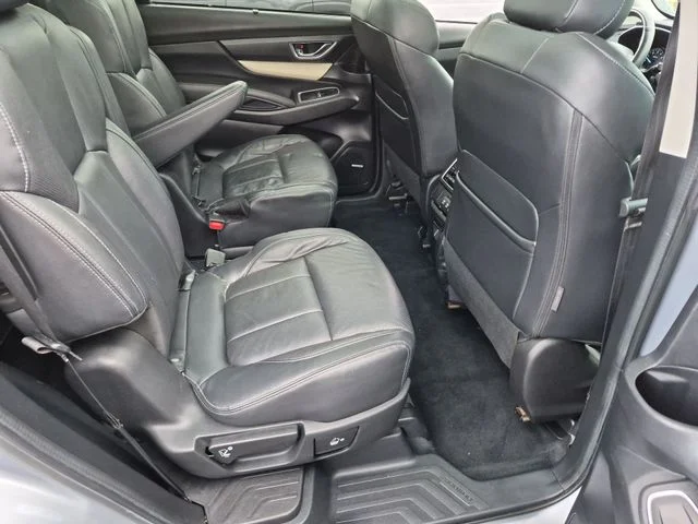 Used 2022 Silver Subaru Limited image 38