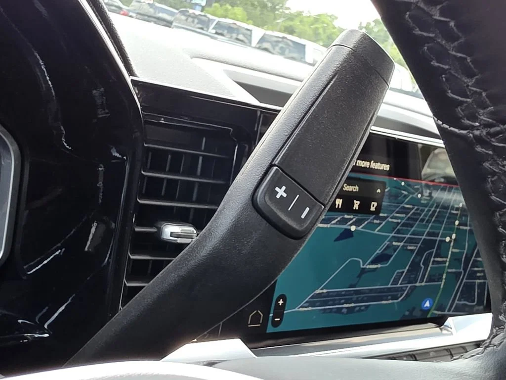 Used 2026 Summit White GMC SLT image 30