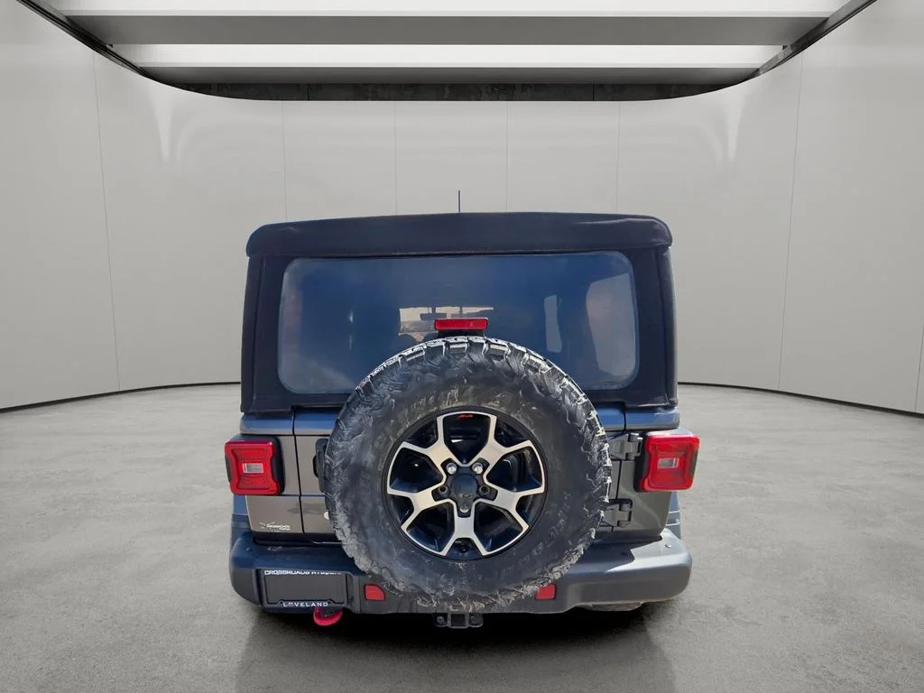 Used 2018 Granite Crystal Metallic Clearcoat Jeep Rubicon image 4