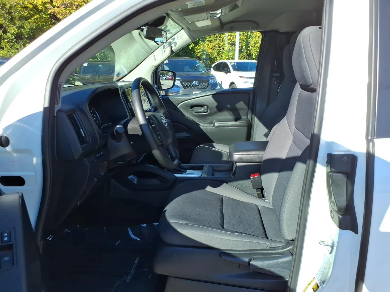 Used 2026 Glacier White Nissan S image 11
