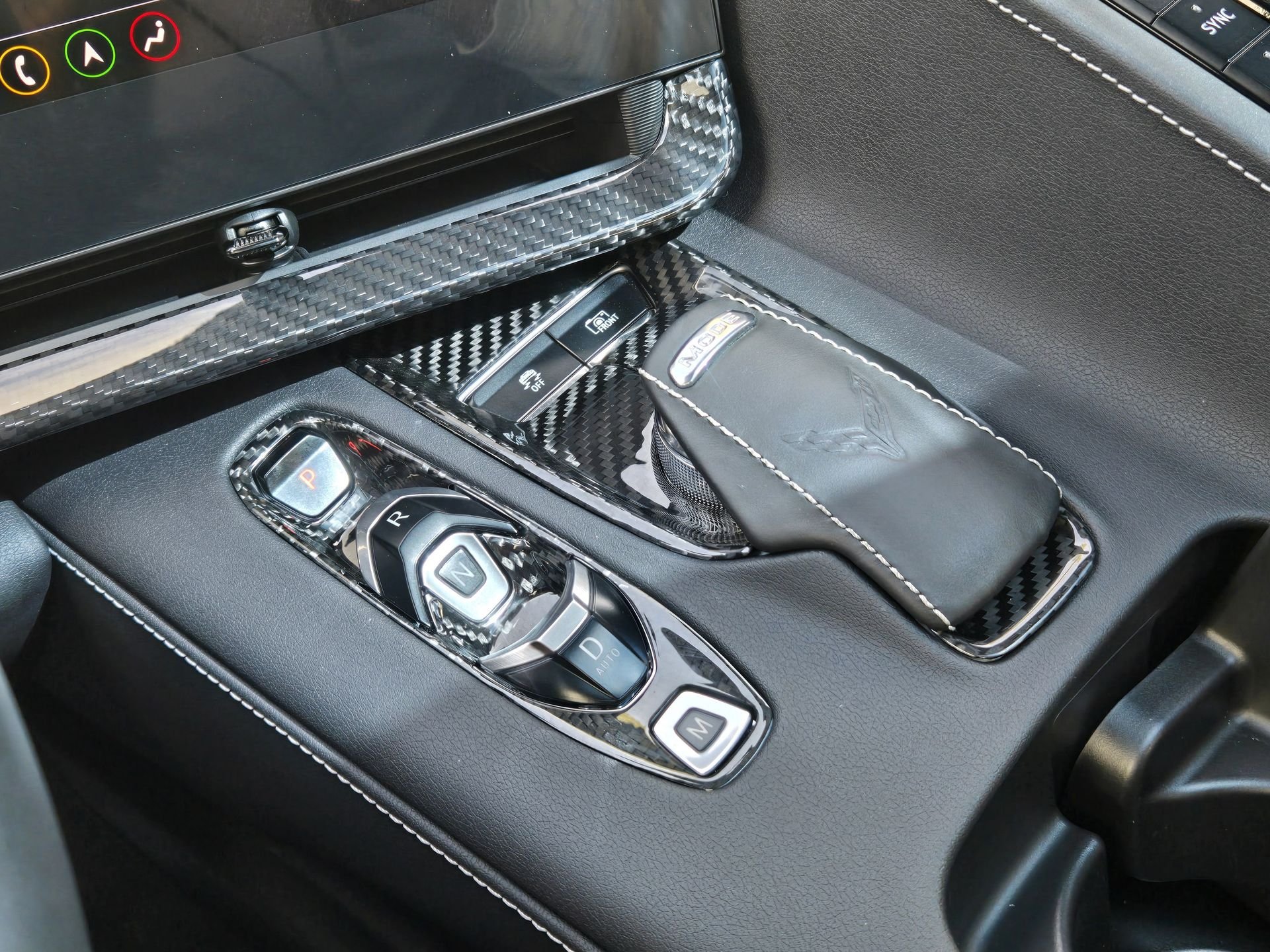 Used 2022 Arctic White Chevrolet Stingray image 17
