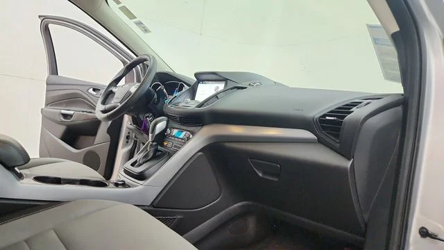 Used 2016 Silver Ford SE image 19