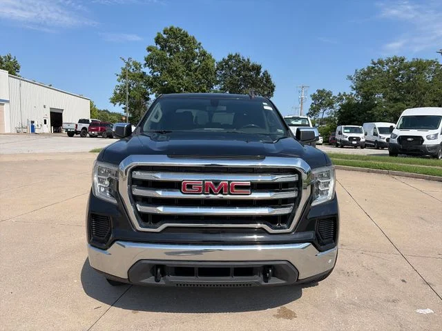 Used 2020 Black GMC SLE image 8