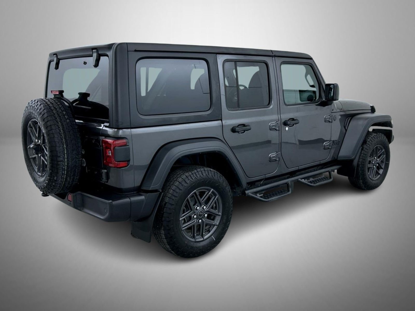 Used 2025 Gray Jeep Sport S image 5