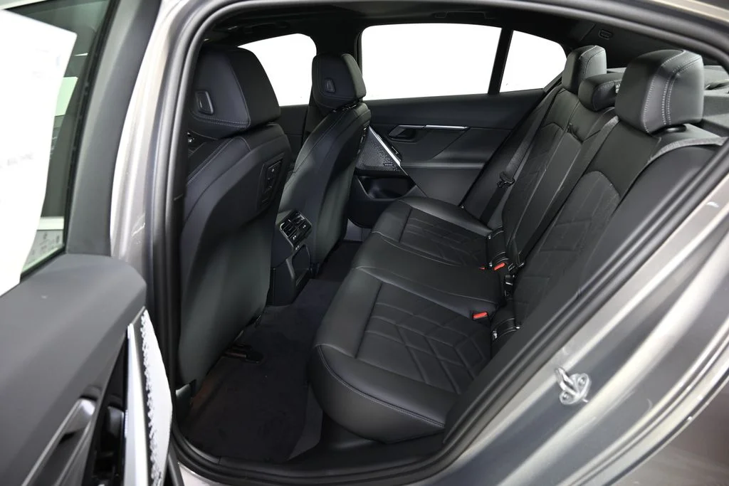 2026 BMW 5 Series 530i - Photo 24