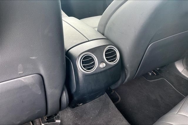 Used 2022 Gray Mercedes-Benz GLC 300 image 23