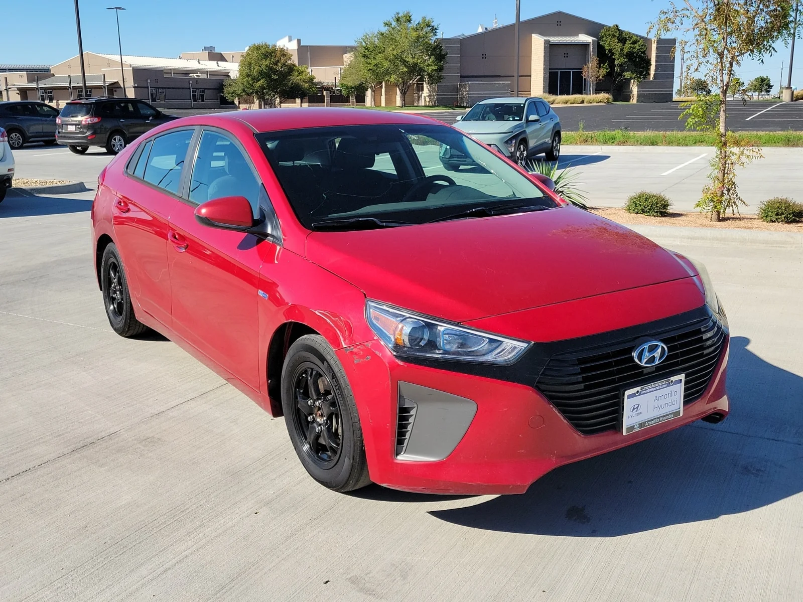 Used 2019 Red Hyundai Blue image 6