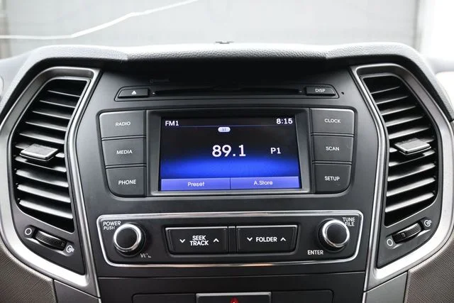 Used 2018 Black Hyundai 2.4 Base image 21