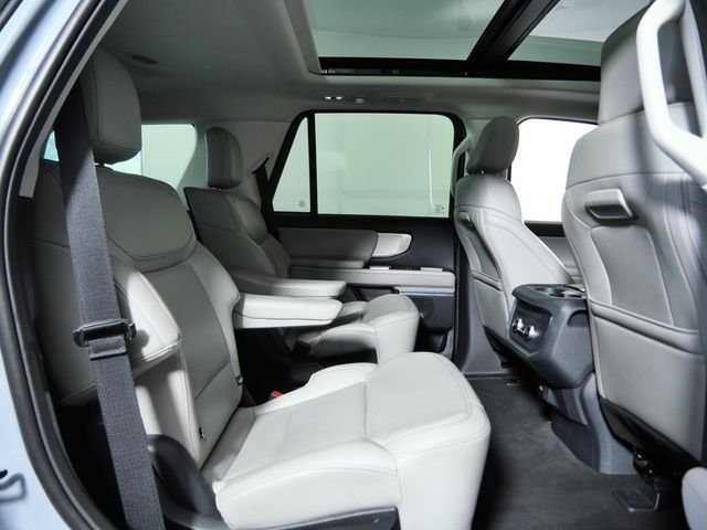 Certified Used 2025 Gray Ford Active image 13