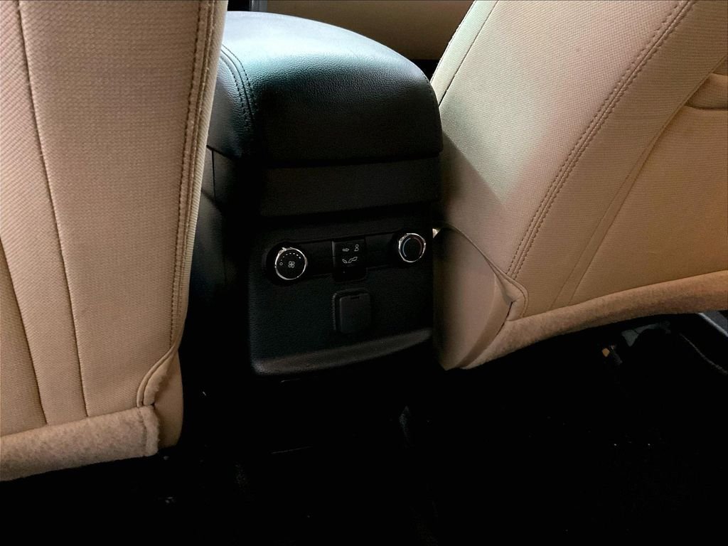 Used 2016 Oxford White Ford XLT image 27