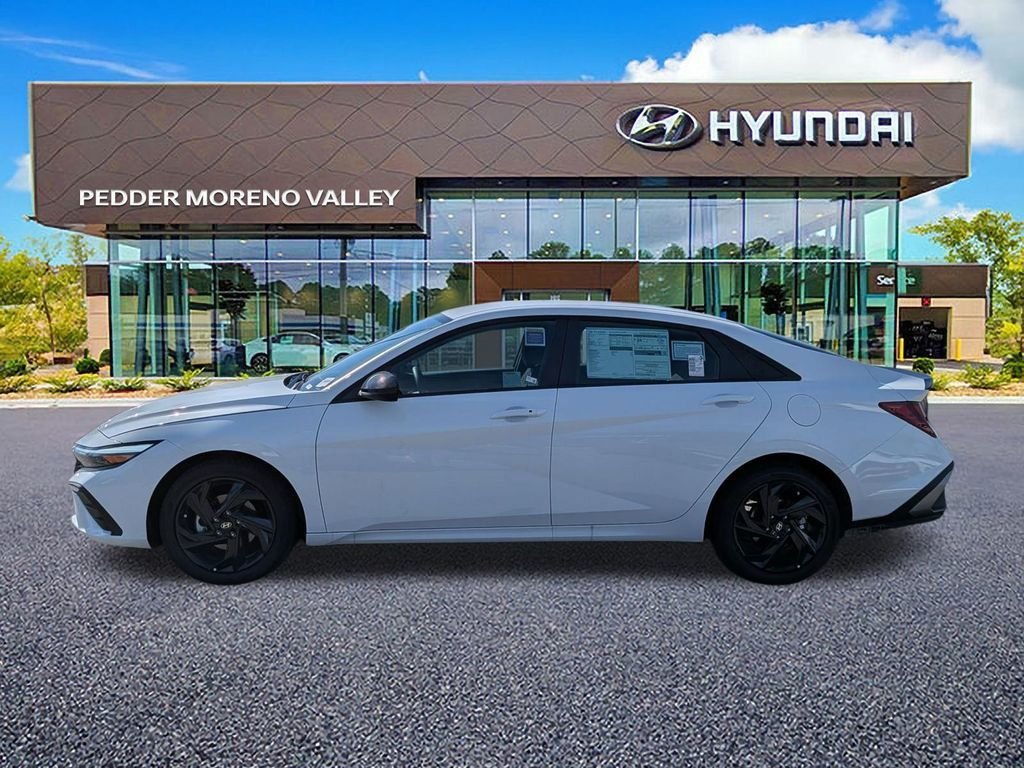 2026 Hyundai Elantra SEL Sport - Photo 7