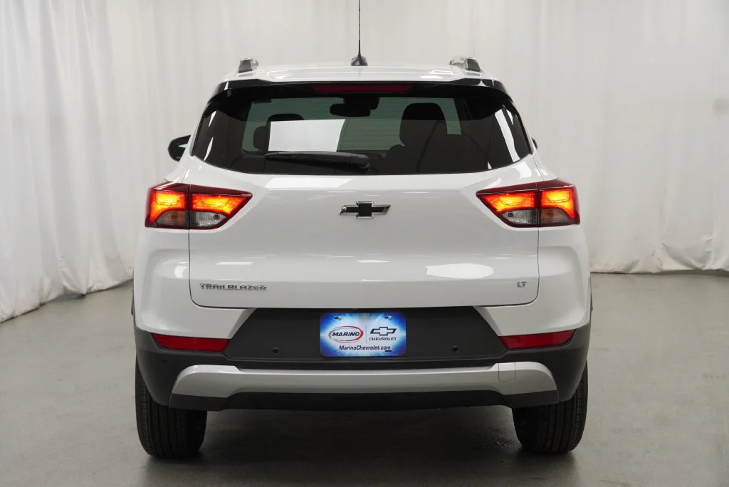 New 2026 Summit White Chevrolet LT image 14