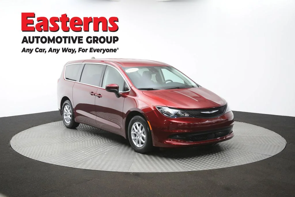 Used 2023 Red Chrysler LX image 49