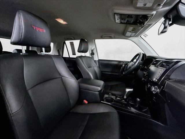 Certified Used 2024 CLASSIC SILVER METALLIC Toyota  image 42
