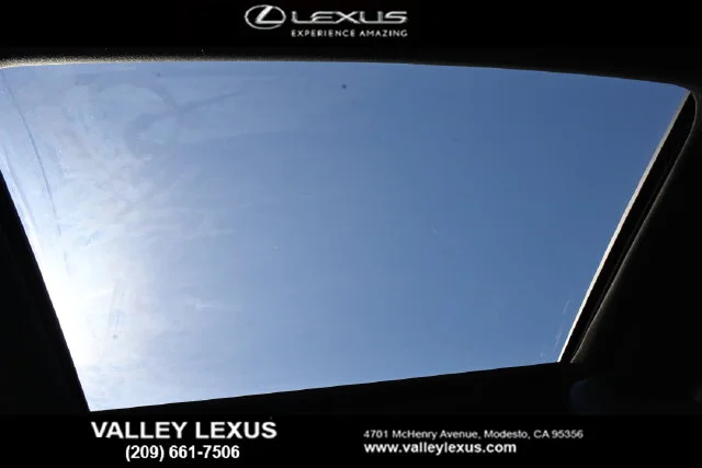 New 2026 Ultra White Lexus ES 500e PREMIUM AWD image 6