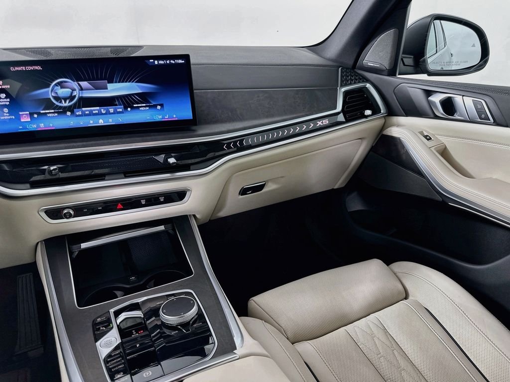 Certified Used 2024 Skyscraper Grey Metallic BMW xDrive40i image 24