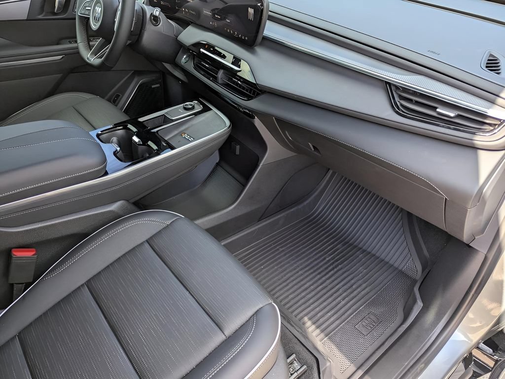 2026 Buick Enclave Sport Touring - Photo 18