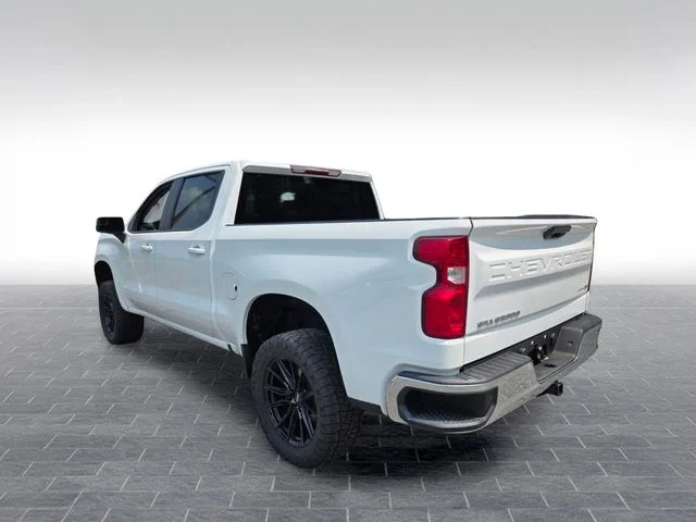 Used 2020 White Chevrolet LT image 5