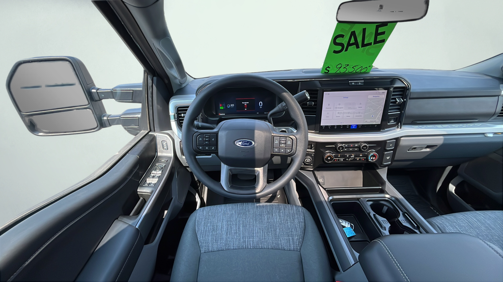 New 2026 Avalanche Ford F-350® XLT image 15