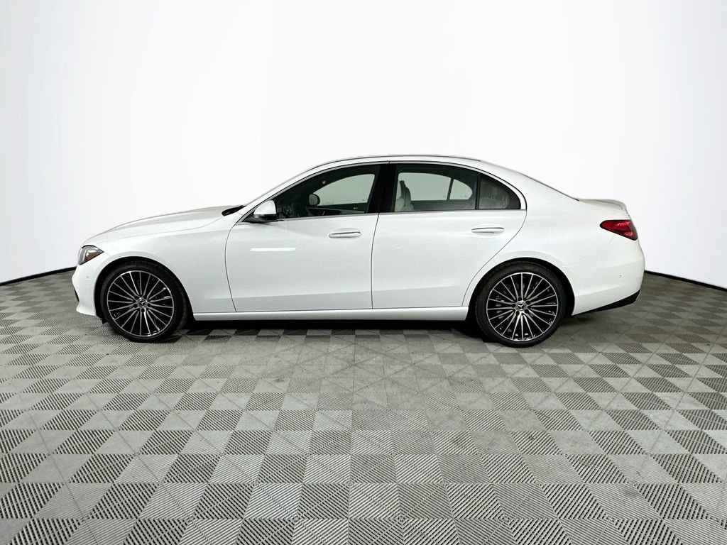 New 2026 MANUFAKTUR Moonlight White Metallic Mercedes-Benz C 300 image 38