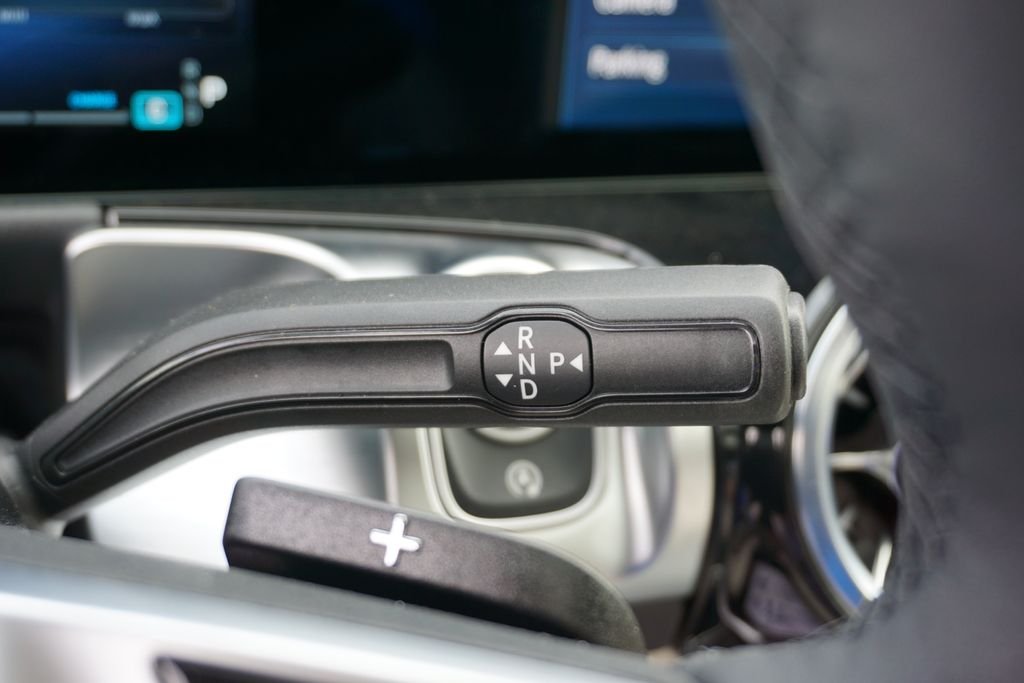 2025 Mercedes-Benz GLB Base - Photo 25