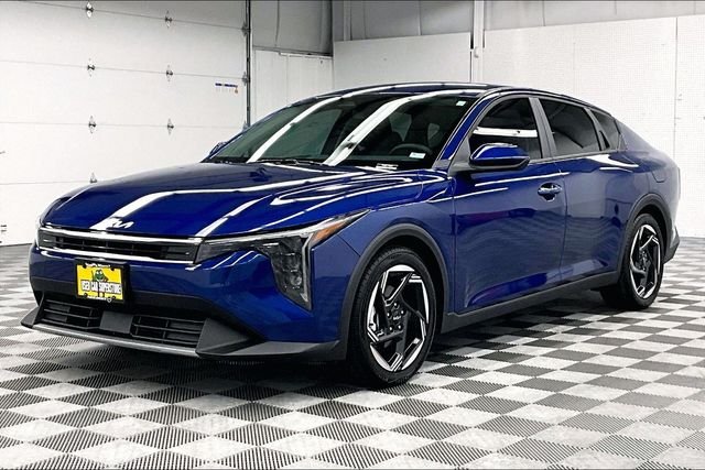 2025 Kia K4 EX - Photo 11