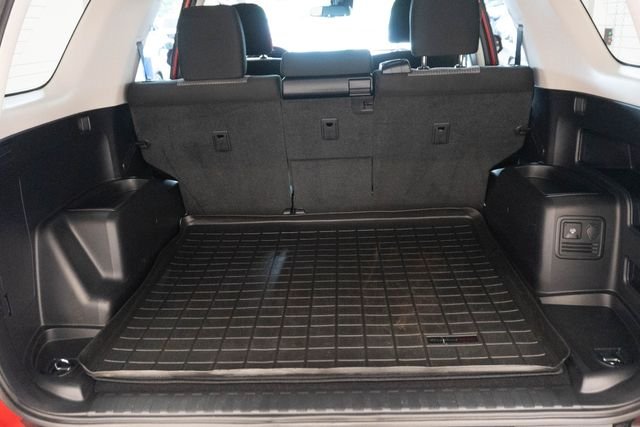 Used 2022 Red Toyota SR5 image 13
