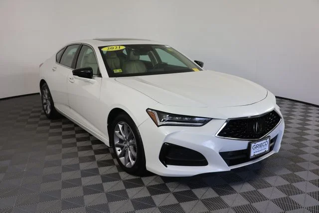 Used 2021 White Acura  image 1