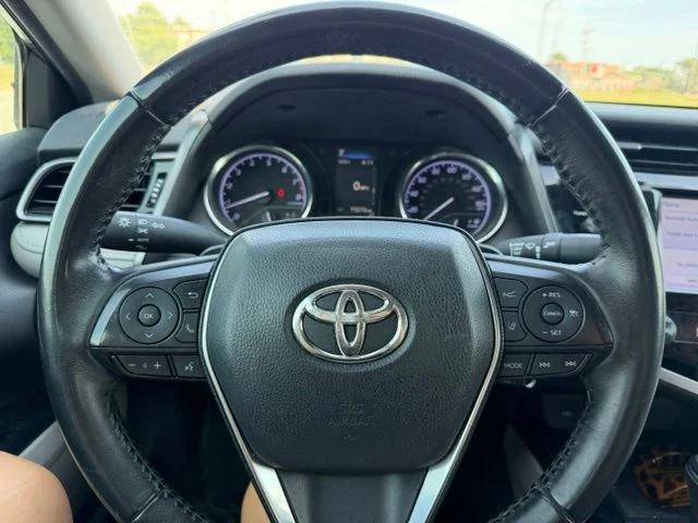 Used 2020 Predawn Gray Mica Toyota SE image 16